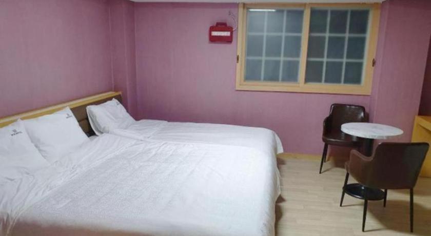 Geoje Win Hotel Exterior photo
