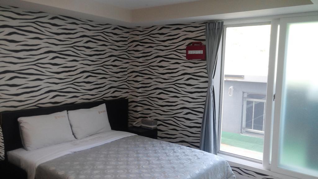 Geoje Win Hotel Room photo